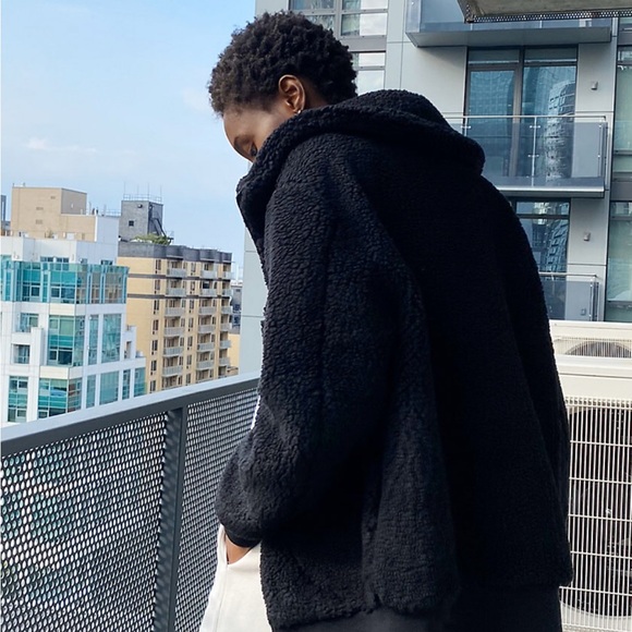 New Aritzia Wilfred Free Teddy Coat in Black - Picture 4 of 9